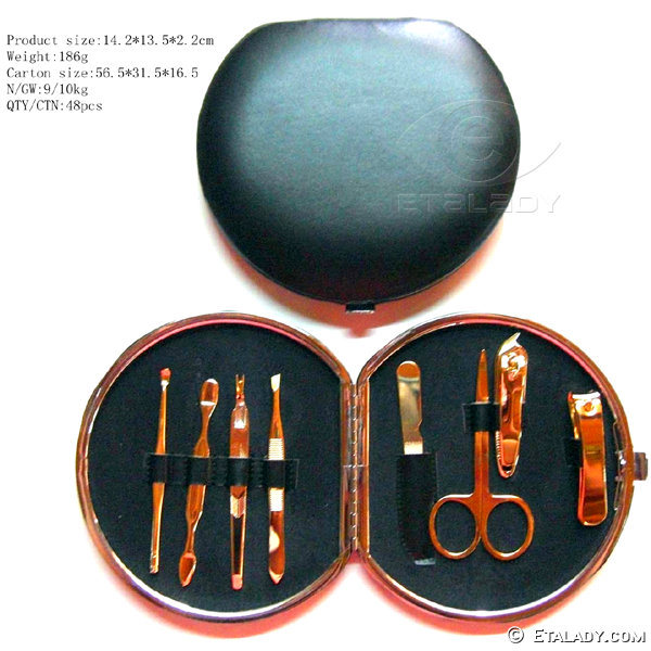 mini manicure and pedicure set